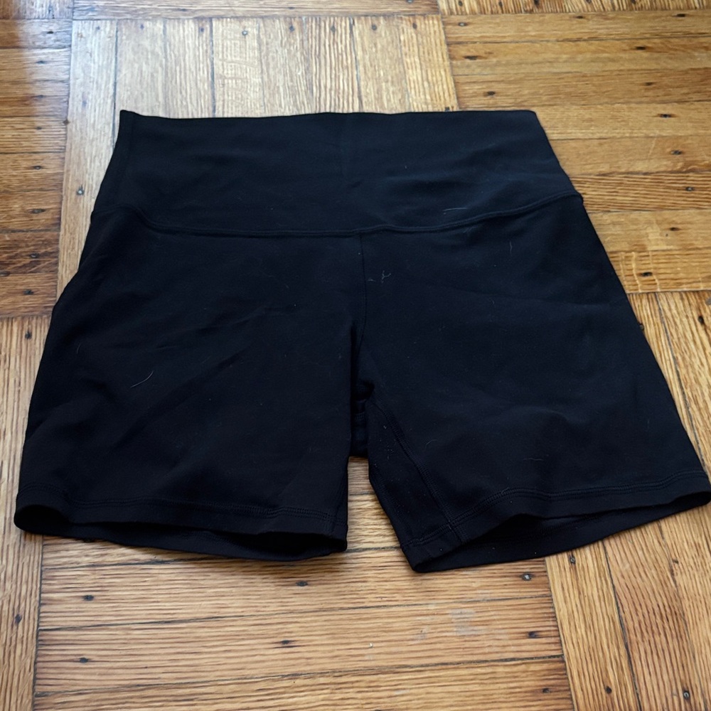 Black Women's Lululemon Shorts